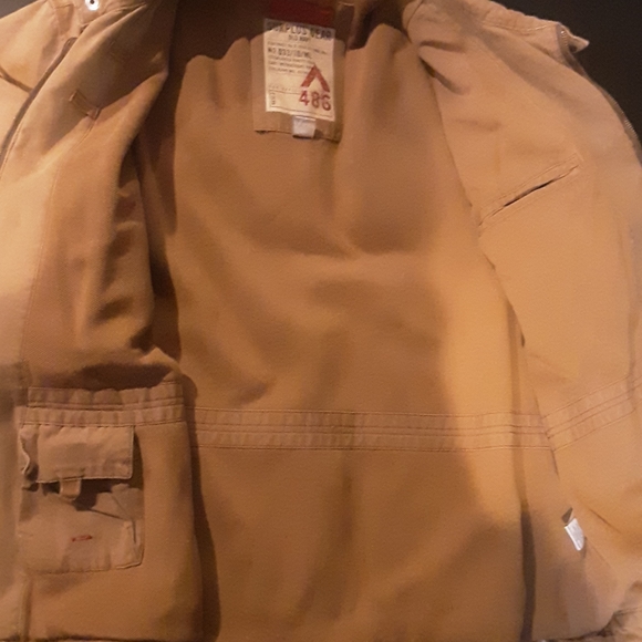 Jacket - Picture 3 of 4